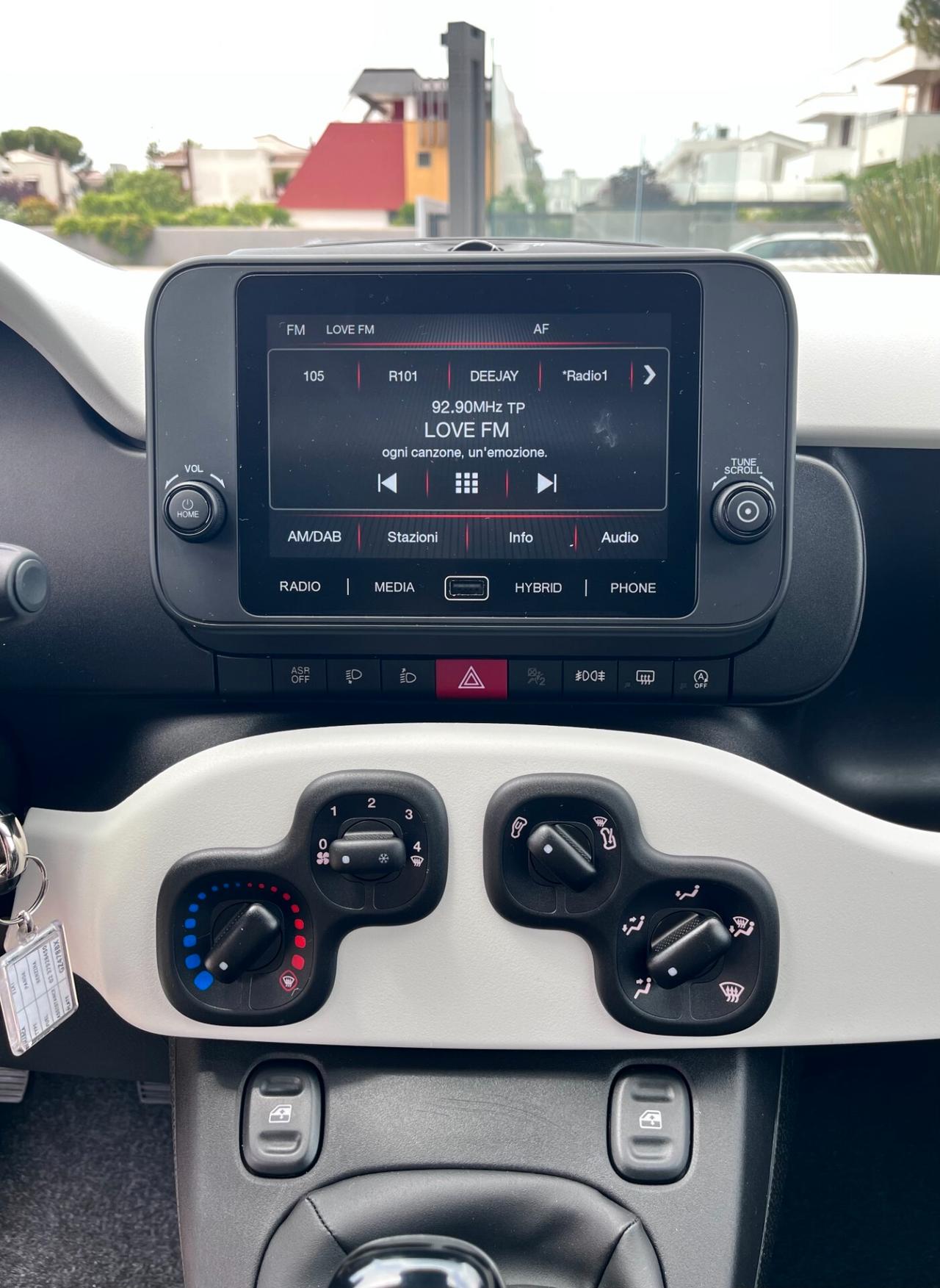 Fiat Panda Cross 1.0 FireFly S&S Hybrid Pandina