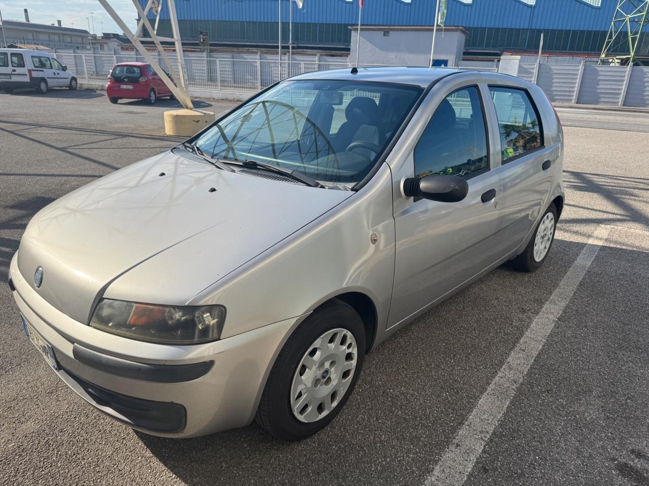 Fiat Punto 1.2i cat 5 porte ELX 2002