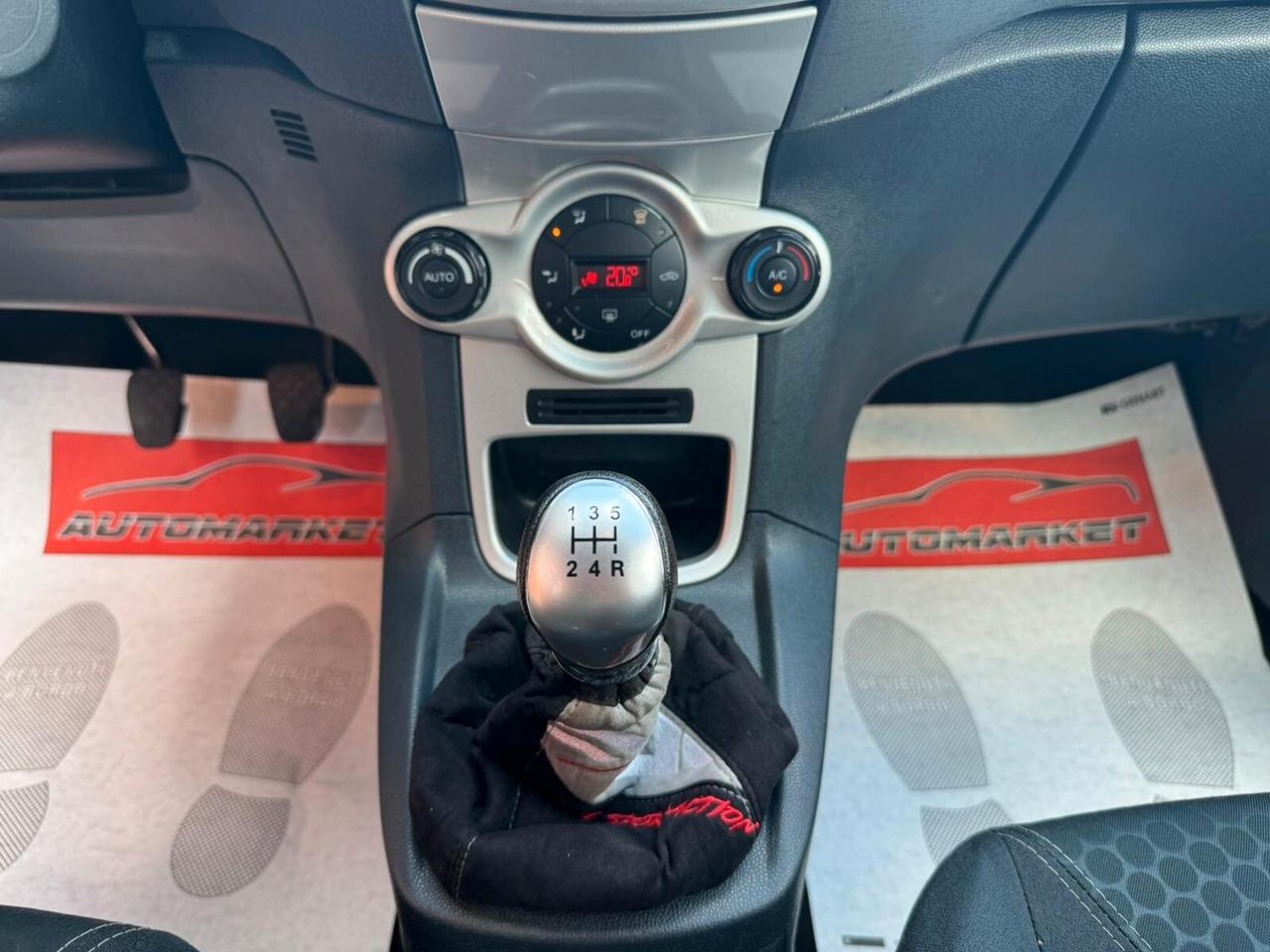 Ford Fiesta 1.4 TDCi 70cv 5p. Titanium