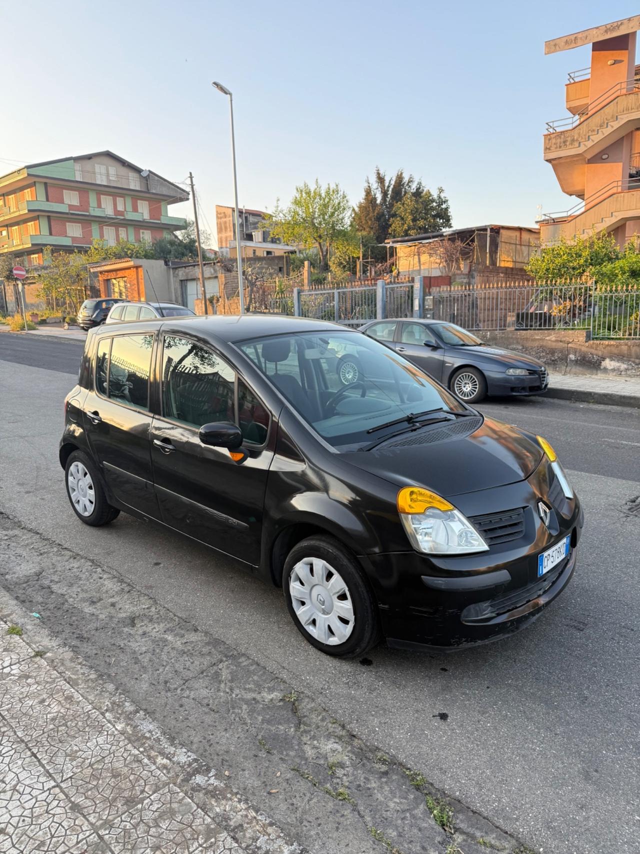 Renault Modus 1.5 dCi 82CV