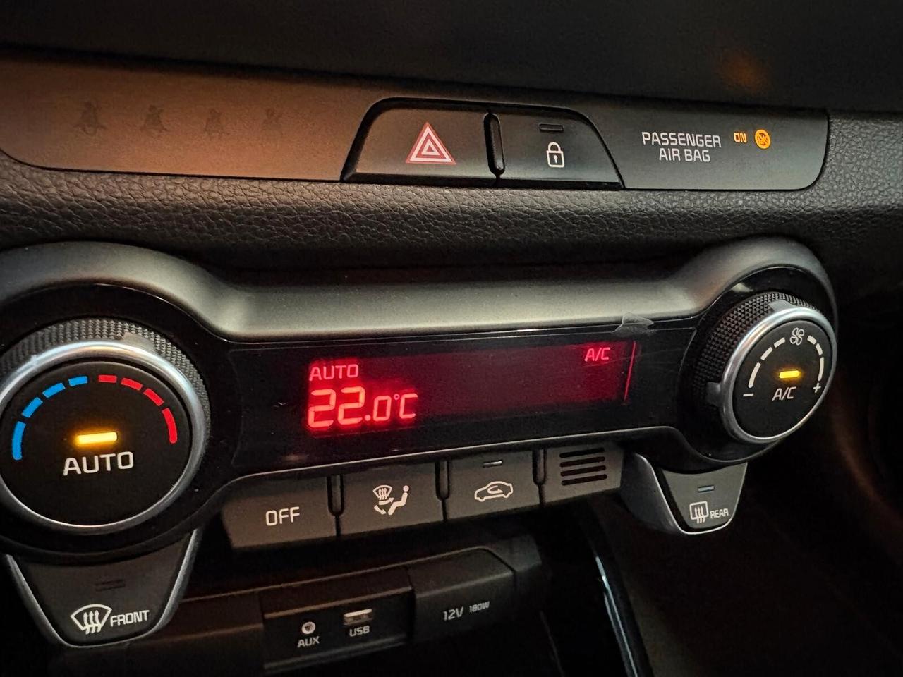 Kia Stonic STYLE 1.4 MPI 100 CV 6mt UNICO PR.