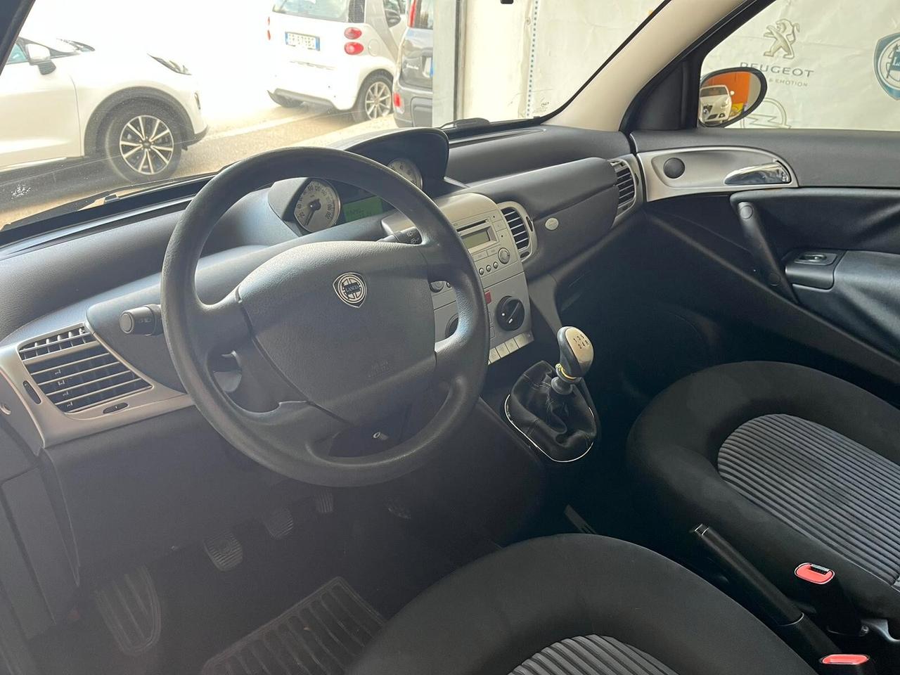 Lancia Ypsilon 1.2 benzina