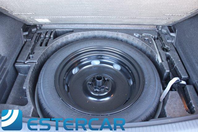 VOLKSWAGEN Tiguan 2.0 TDI DSG Sport R-LINE