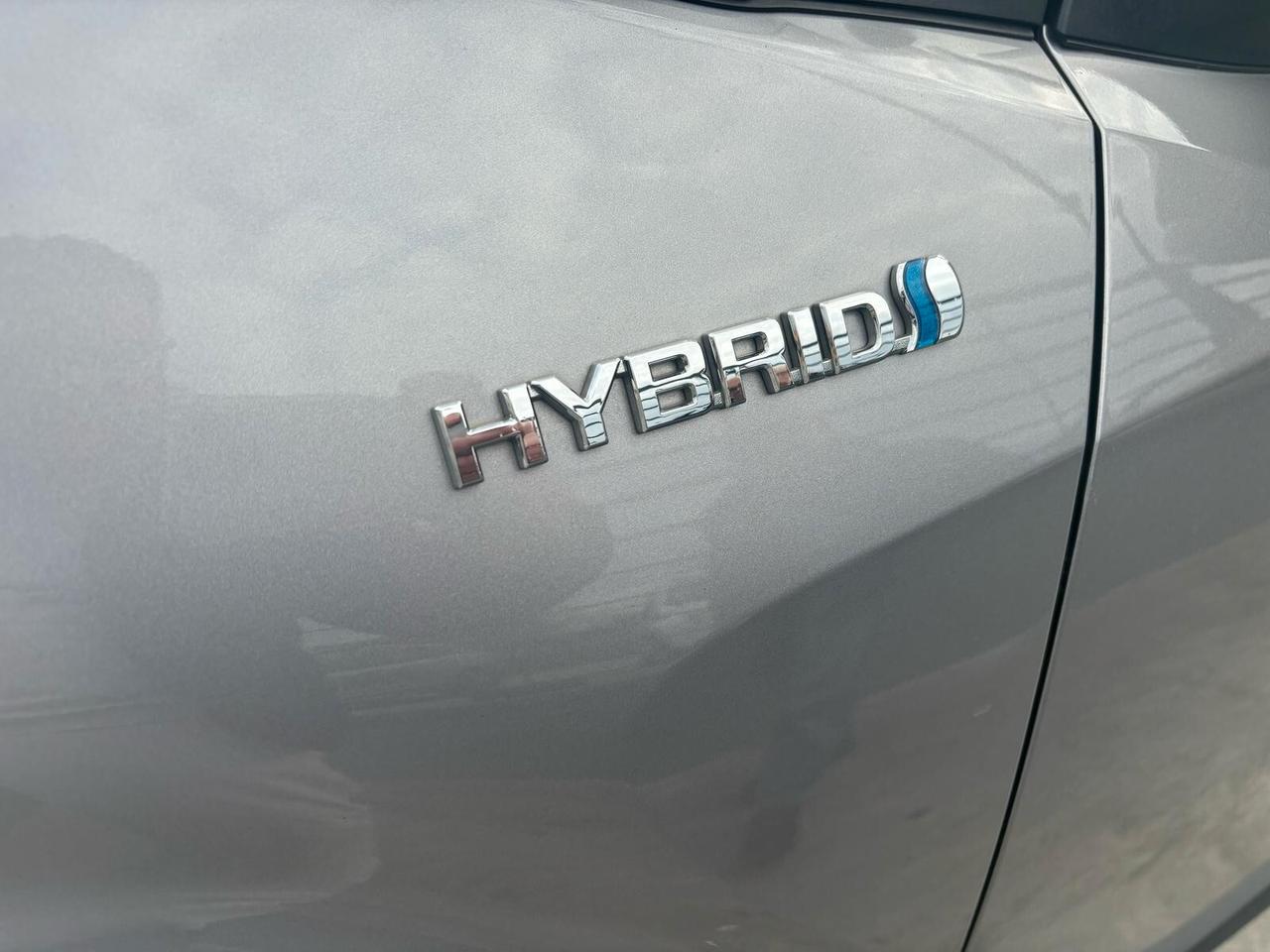Toyota C-HR 1.8 Hybrid E-CVT Business