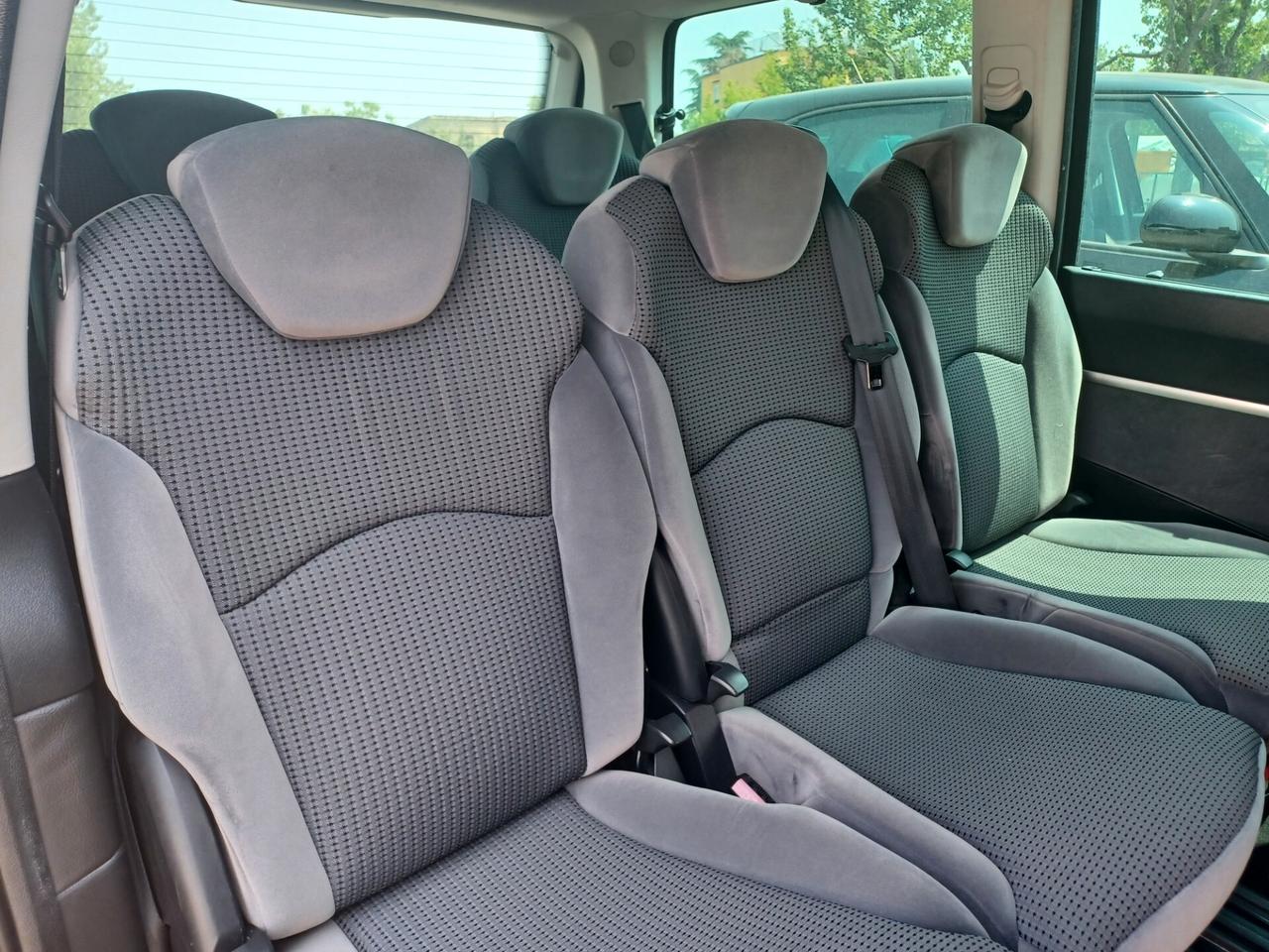 Peugeot 807 2.0 HDi Allure Anno 2013 7 posti