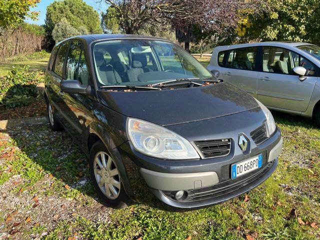 RENAULT Grand Scenic 1.6 16V Pack