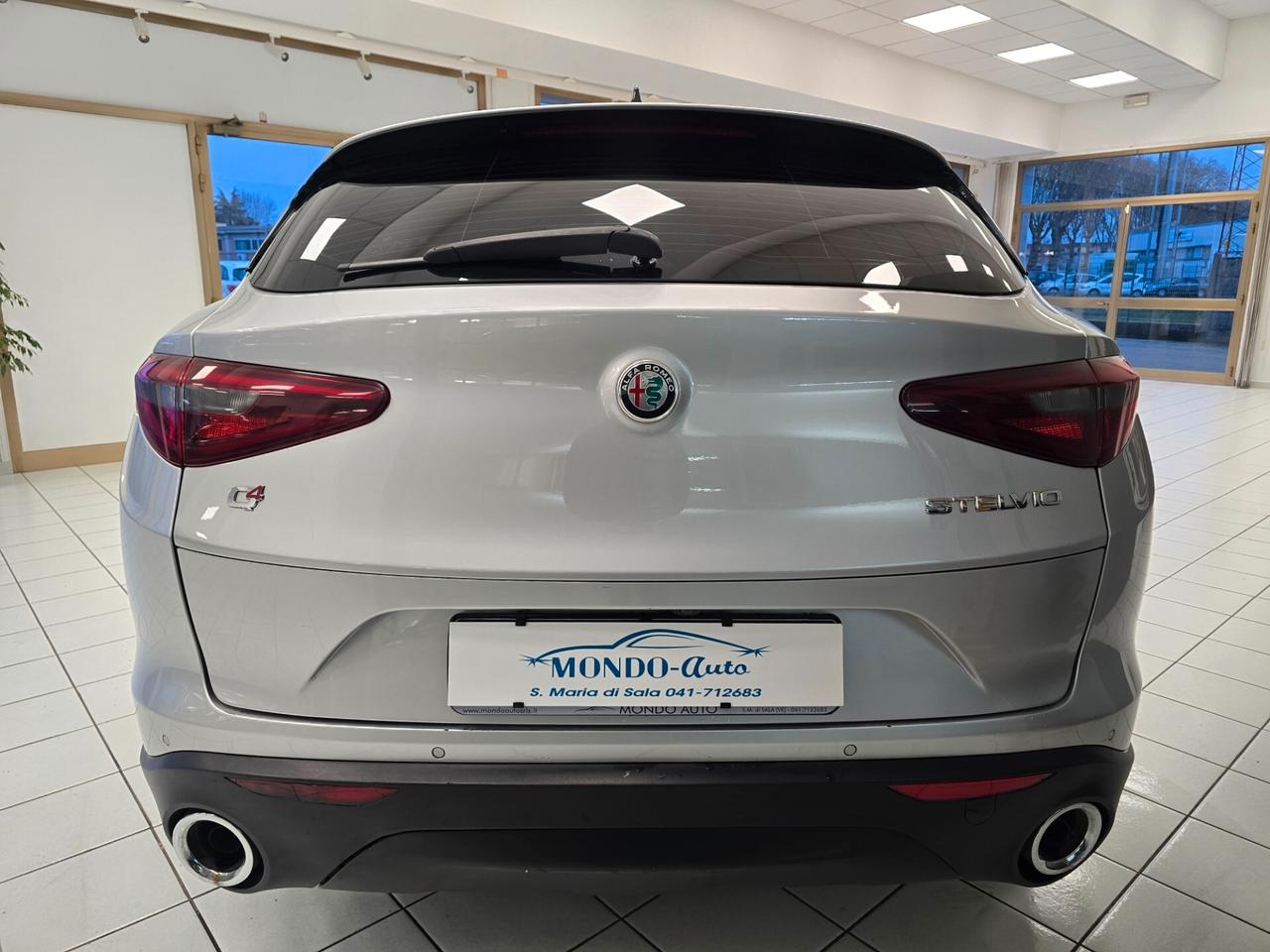 Alfa R. Stelvio 2.2 Turbodiesel 210 CV AT8 Q4 Super