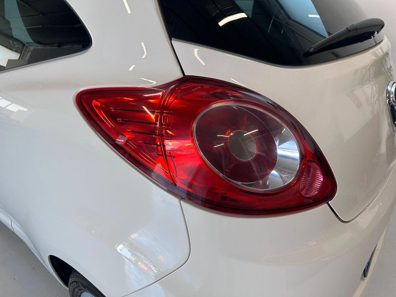 Ford Ka 1.2 Titanium s/esp,tcs 69cv E5