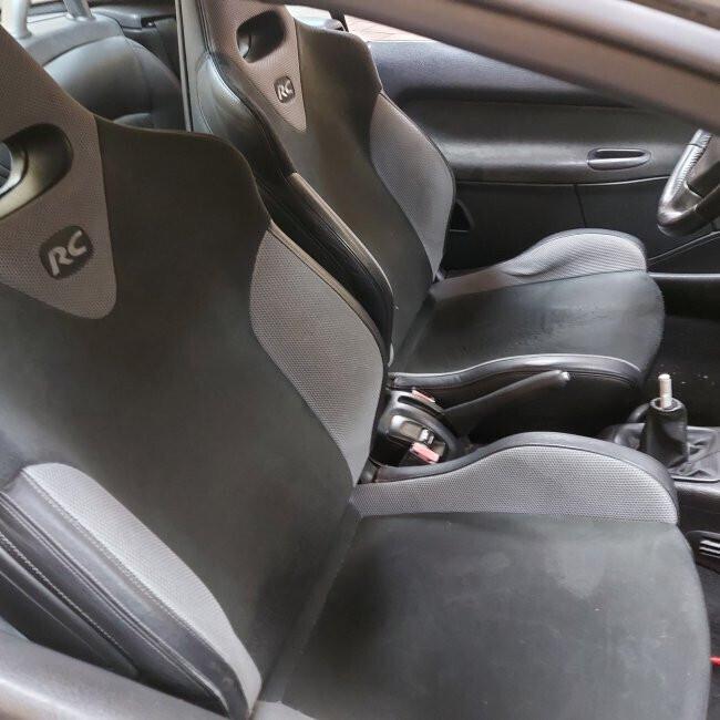 Peugeot 206 2.0 16V CC RC-LINE