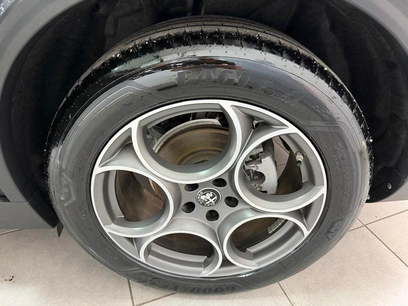 Alfa Romeo Stelvio 2.2 TD 160 CV Super AT8 RWD