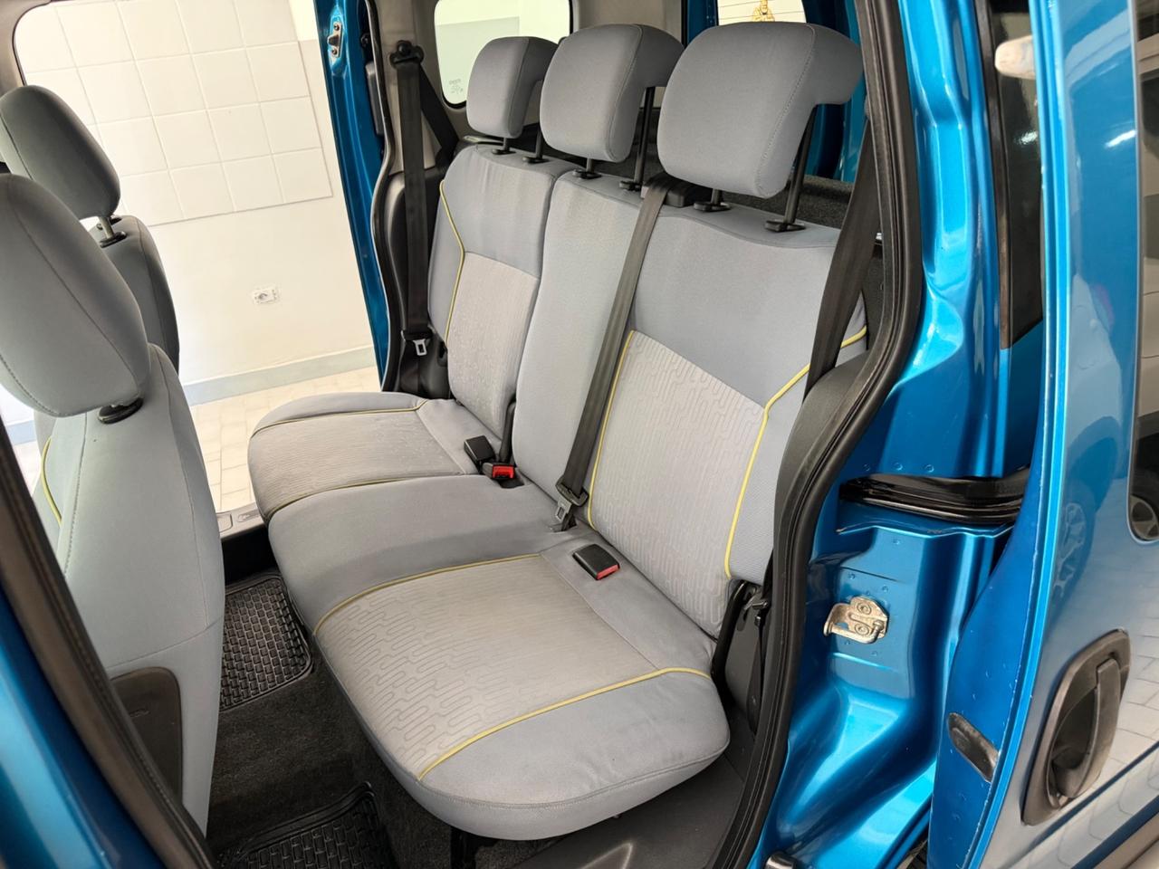 Peugeot Bipper Tepee 1.4 HDi 70CV Outdoor