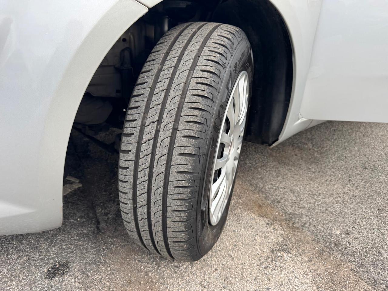 Fiat Punto 1.2 BENZ 5 PORTE KM 64000 - 2015