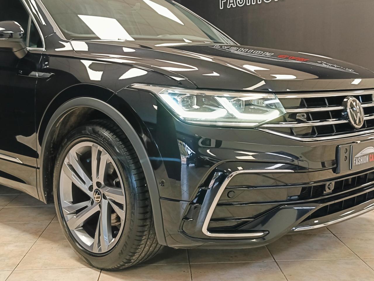 Volkswagen Tiguan 2.0 TDI 150 CV SCR DSG R-Line