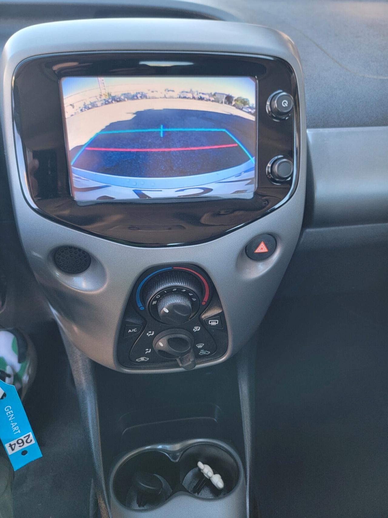 Toyota Aygo Connect 1.0 VVT-i 72 CV AUTOMATICA