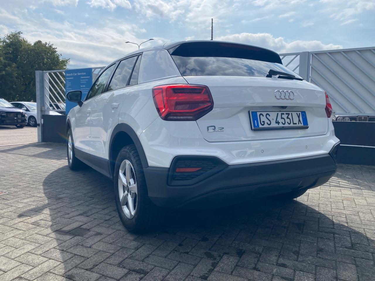 Audi Q2 35 TFSI S tronic Business
