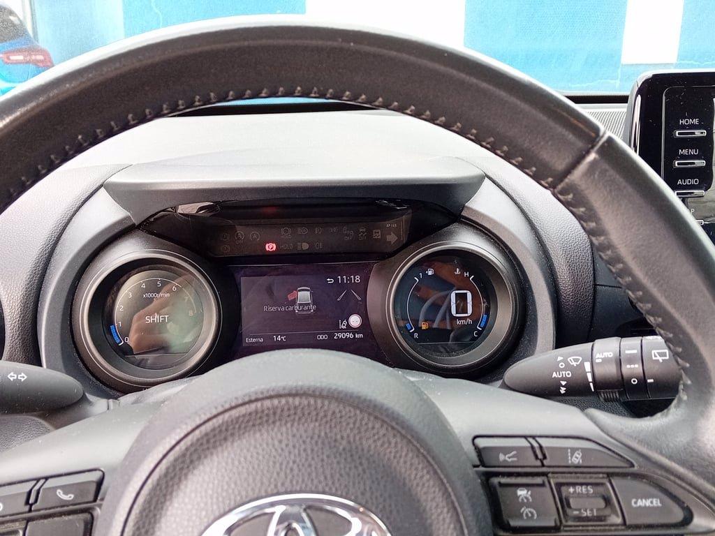 TOYOTA Yaris del 2021