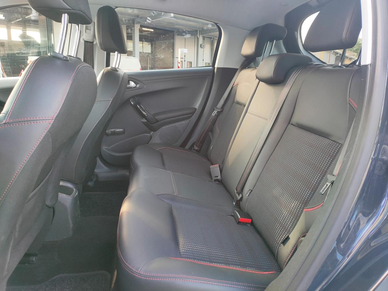 Peugeot 208 BlueHDi 120 S&S 5 porte GT Line NEOPATENTATI