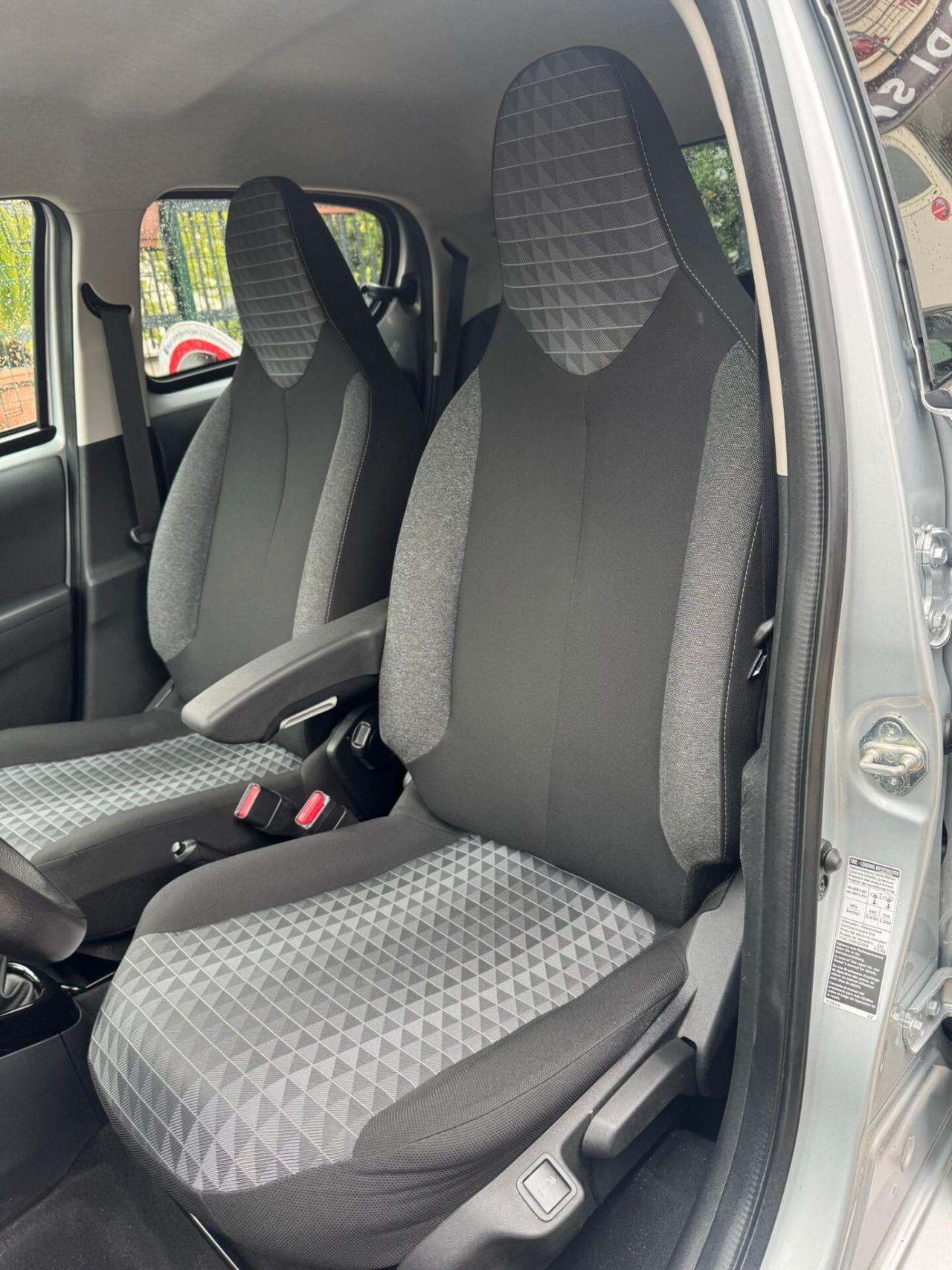 Peugeot 108 VTi 72 S&S 5 porte Allure TOP!