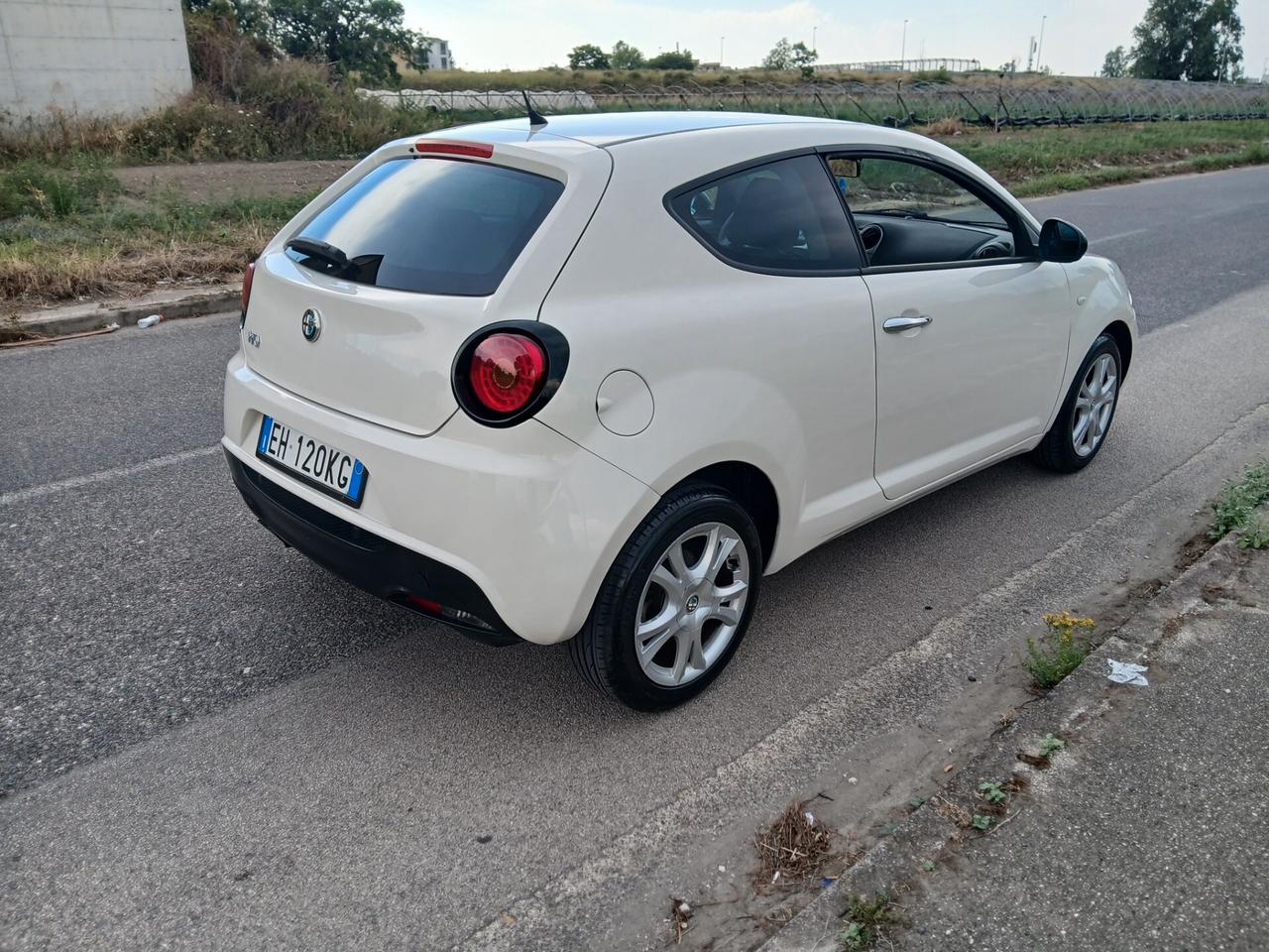 AlfaRomeo MiTo 1.4 105CV Distinctive 12Mesi GARANZIA