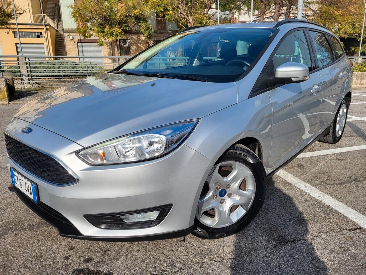 FORD FOCUS SW 1.6 TDCi-UNICO PROPRIETA-3 REVISIONI