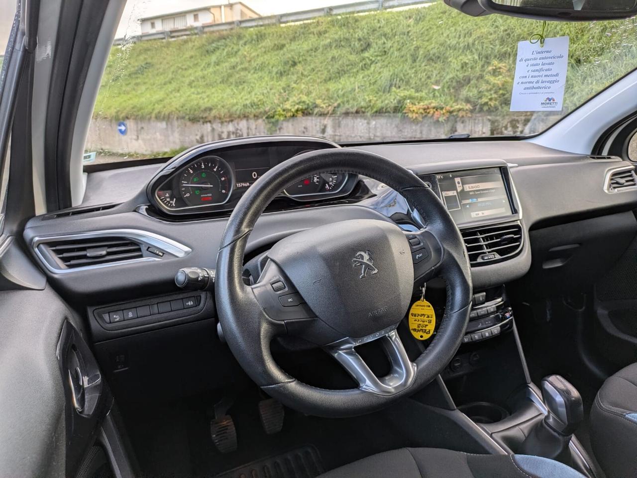 Peugeot 208 1.4 HDi 68 CV 5 porte Allure