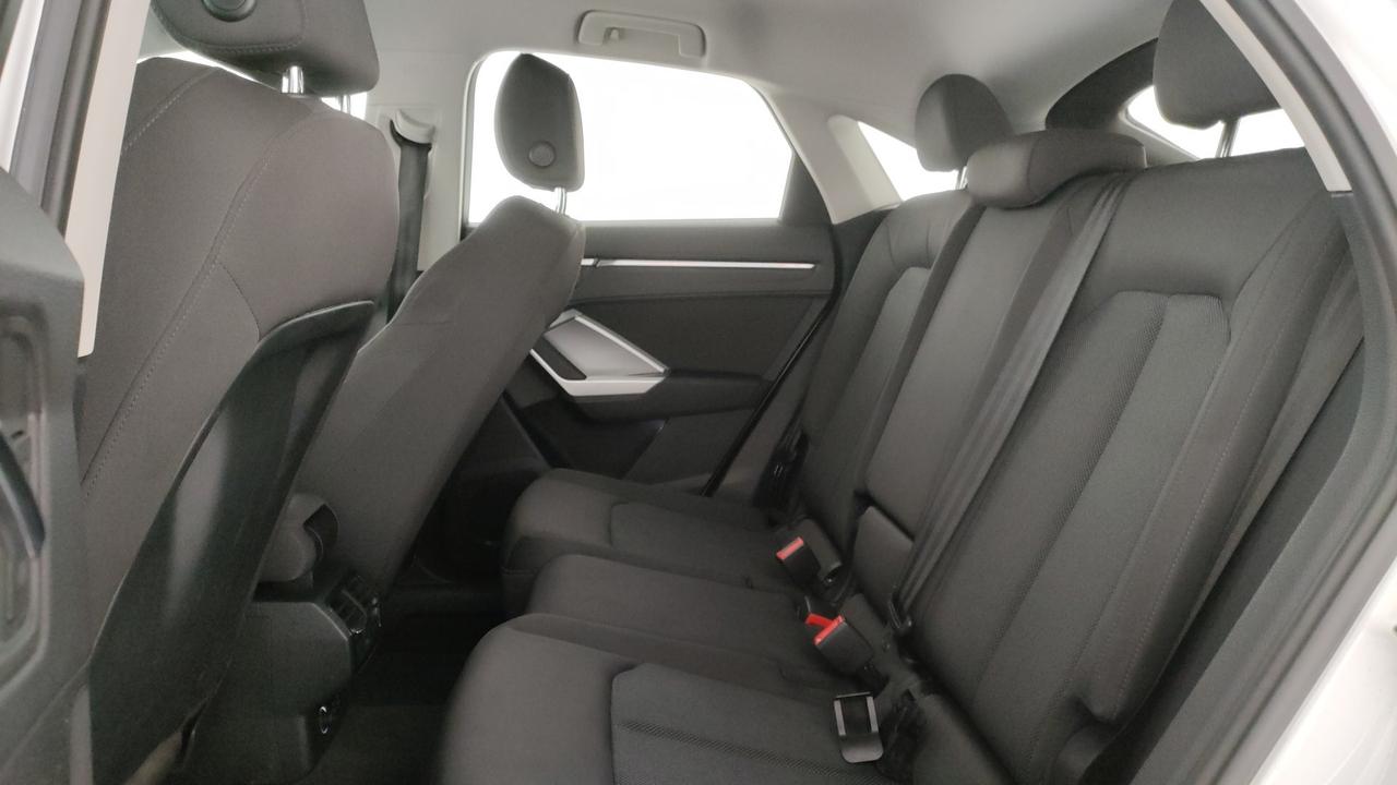 AUDI Q3 I 2019 Sportback - Q3 Sportback 35 1.5 tfsi mhev Business Plus s-tronic