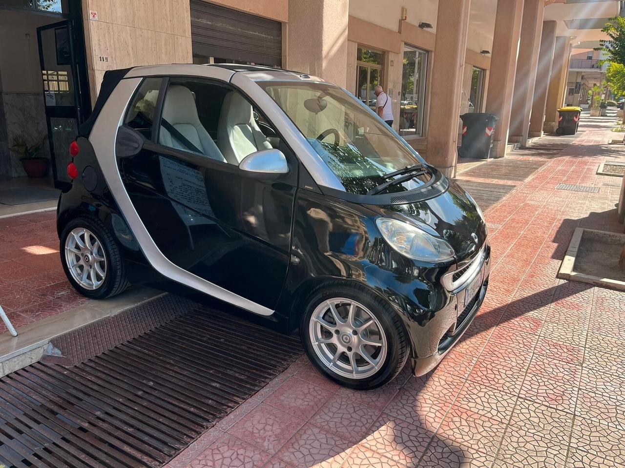 Smart ForTwo cabrio passion 800cdi-11