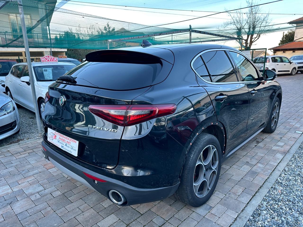 Motore Rotto Alfa Romeo Stelvio 2.2 Turbodiesel 210 CV AT8 Q4 Executive