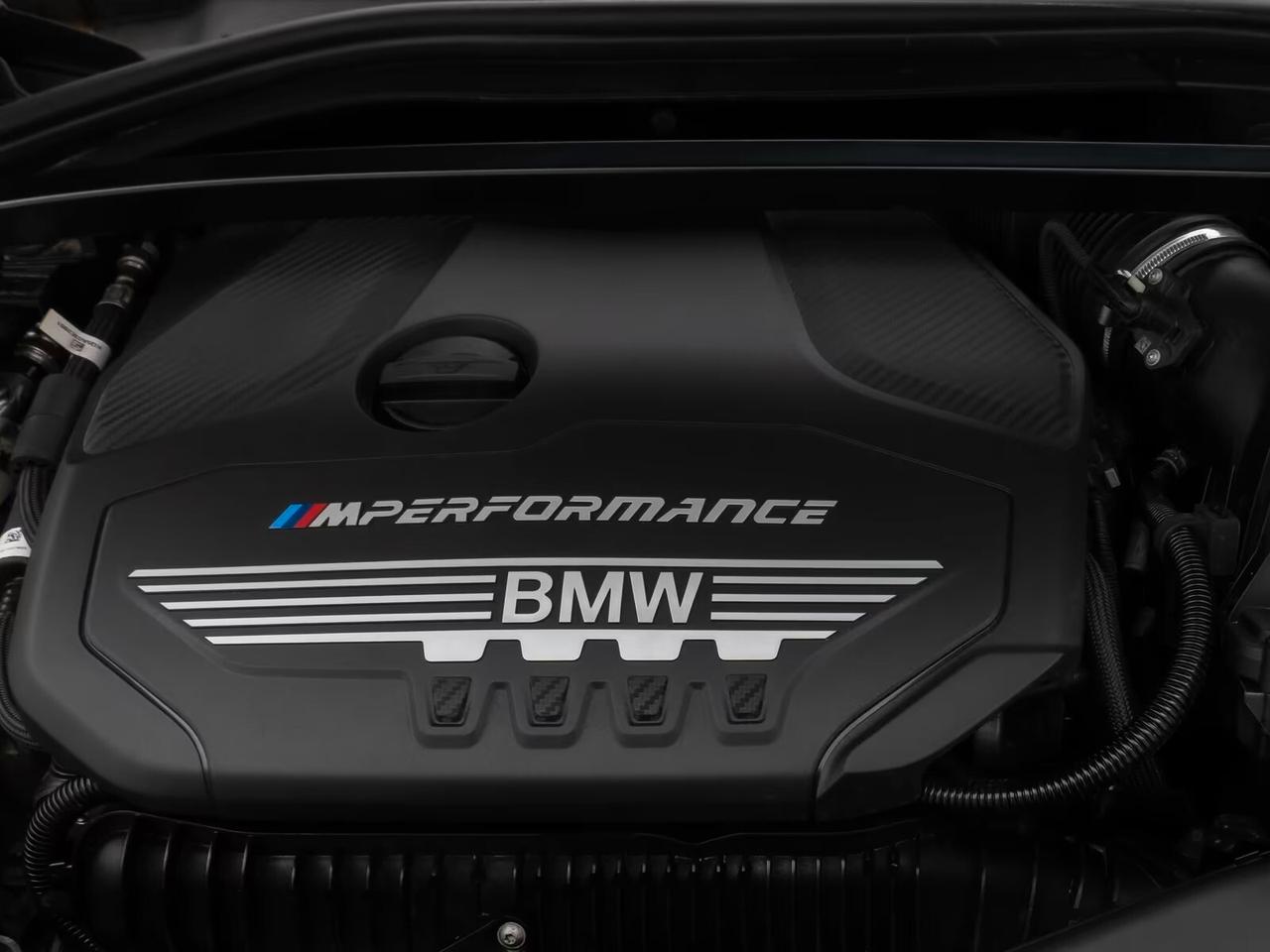 Bmw M135 M 135i xDrive SEDILI A GUSCIO PELLE TETTO PANORAMICO