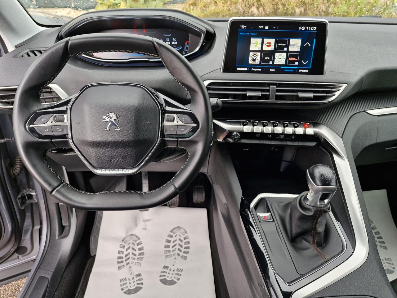 Peugeot 3008 1.5 BlueHDi Full Optional 2019