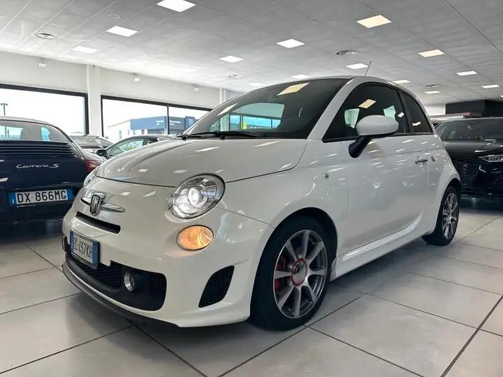 Abarth 500 1.4 Turbo 135CV • Cerchi 17’’ • Bi-Xeno • Navi