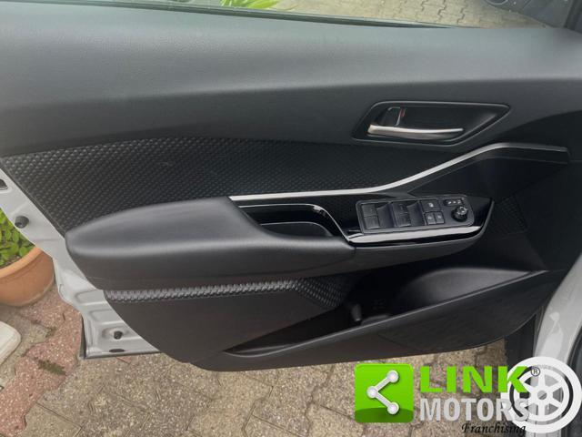 TOYOTA C-HR 2.0 Hybrid E-CVT GR Sport