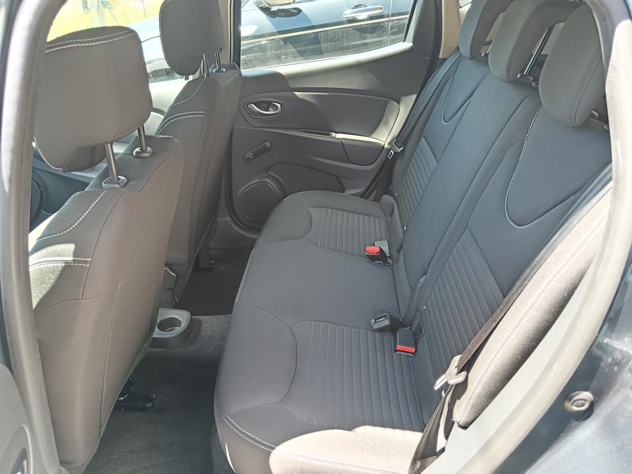 Renault Clio 1.2 75CV LIMITED NUOVISSIMA