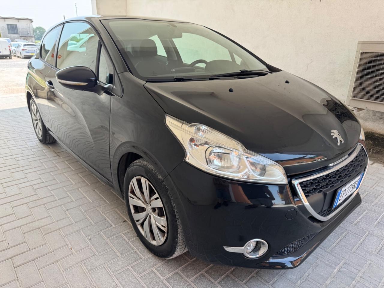 Peugeot 208 1.2 VTi 82 CV , CINGHIA ROTTA