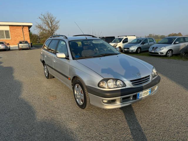 TOYOTA Avensis 2.0 TD cat Station Wagon Sol