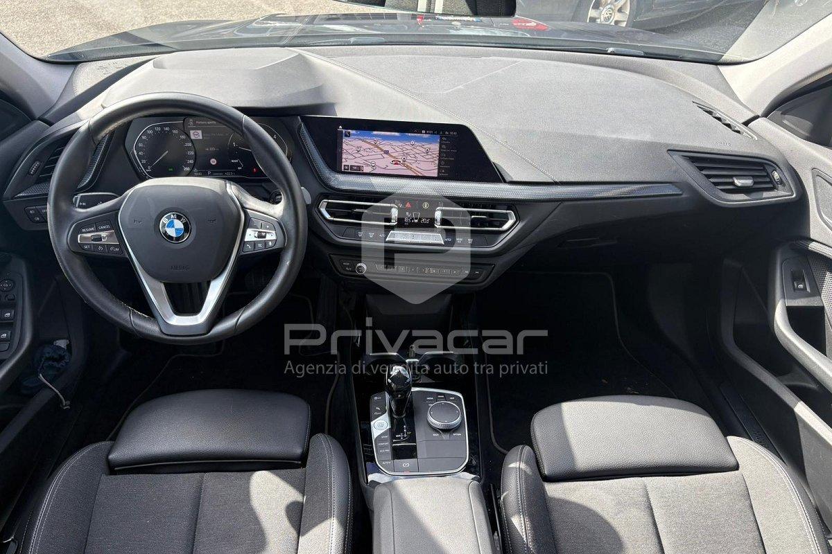 BMW 116d 5p. Advantage