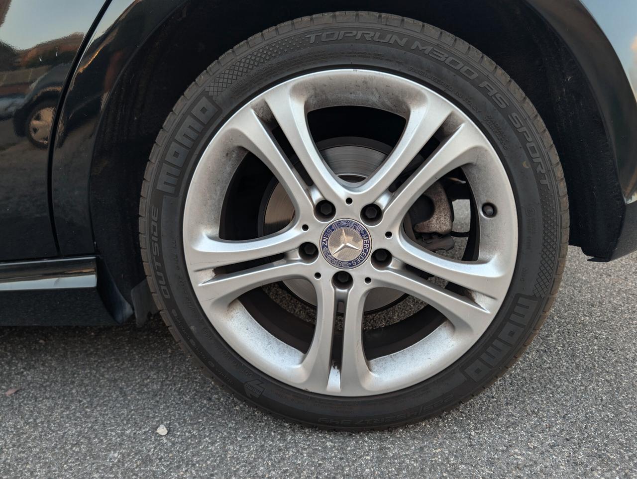 Mercedes-benz A 180 BlueEFFICIENCY Premium