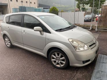 Toyota Corolla Verso 2.2 16V D-4D Sol