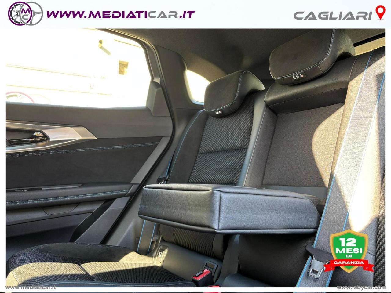 RENAULT Full Hybrid E-Tech 200 Techno