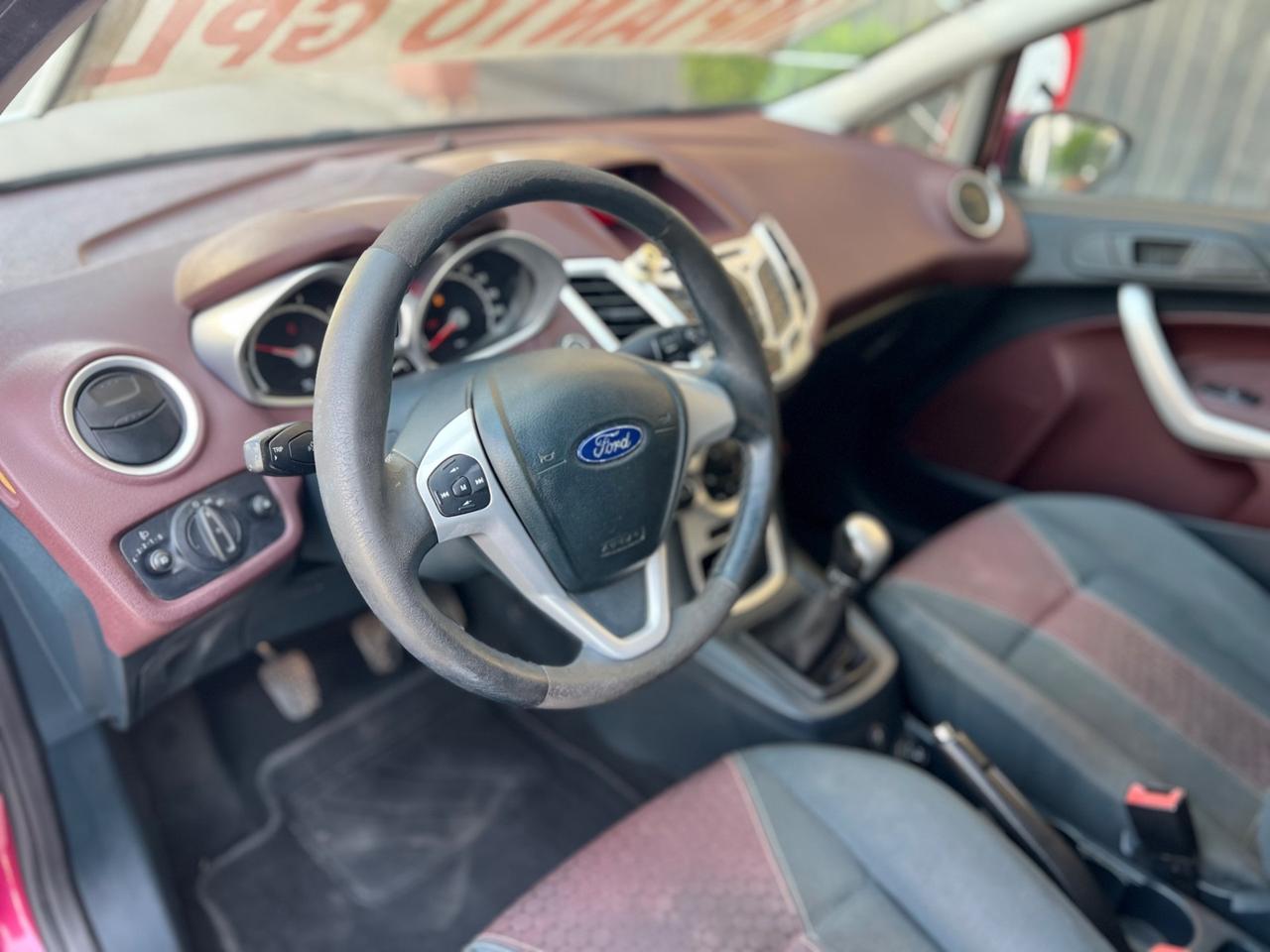 Ford Fiesta 1.4 Benzina/Gpl Anno 2011