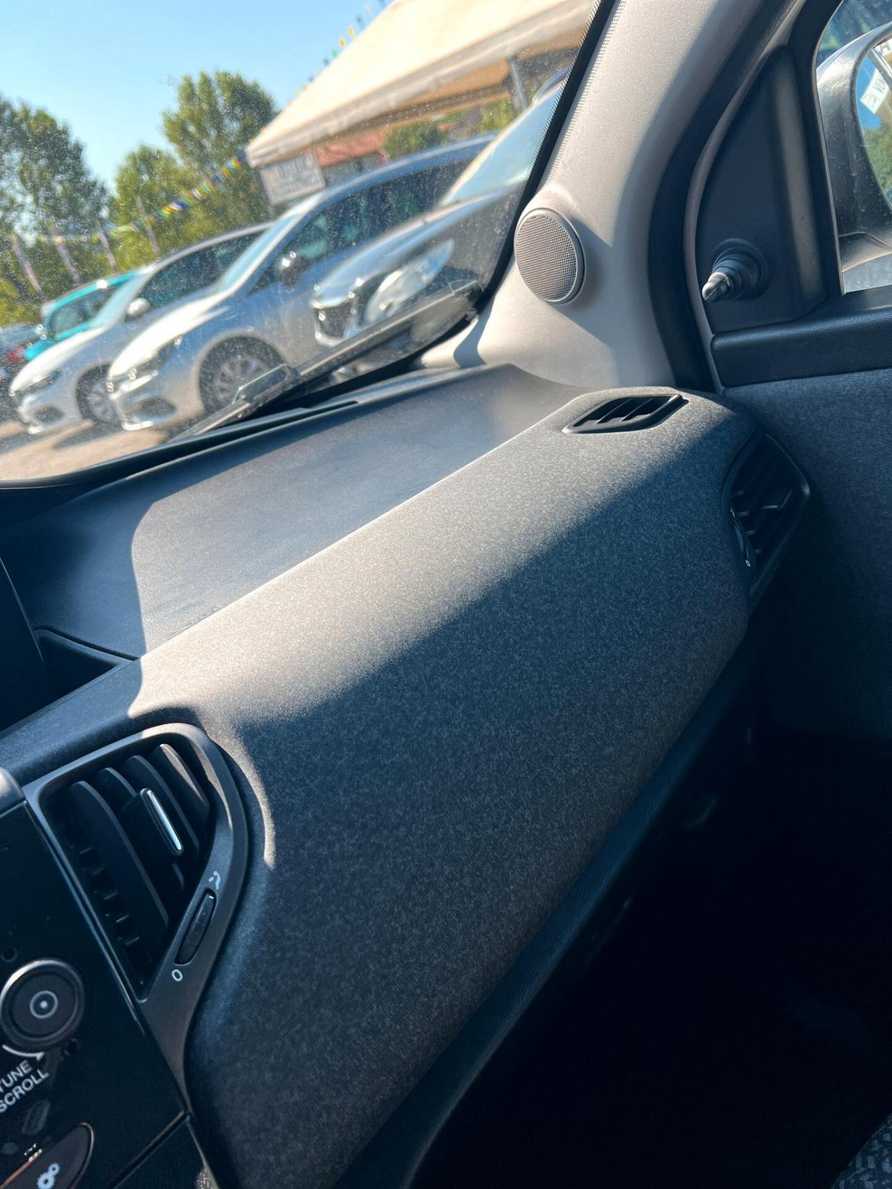 Lancia Ypsilon 1.0 FireFly 5 porte S&S Hybrid Ecochic