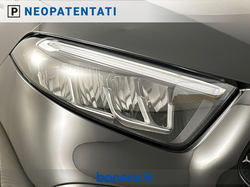 Mercedes Classe A 180 180 D Premium Plus AMG Line 8G-DCT