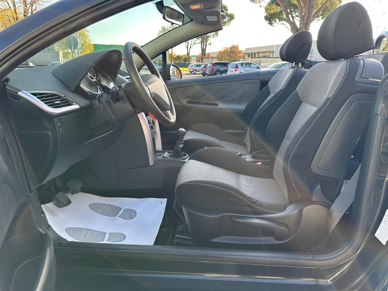 Peugeot 207 1.6 VTi 120CV CC Tecno