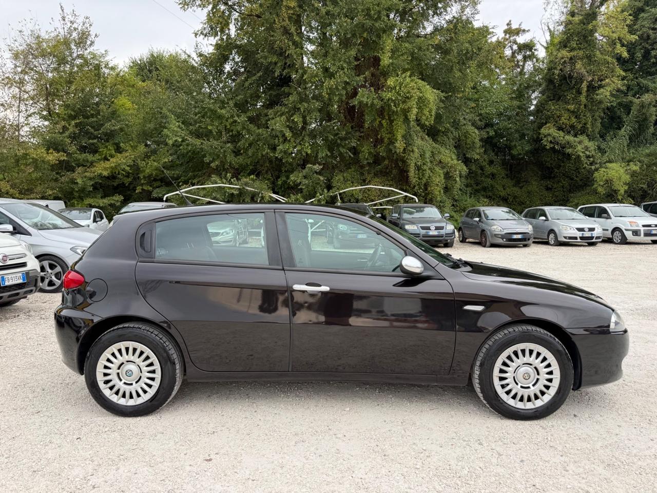 Alfa Romeo 147 1.6 16V TS (105) 5 porte Moving Unico P