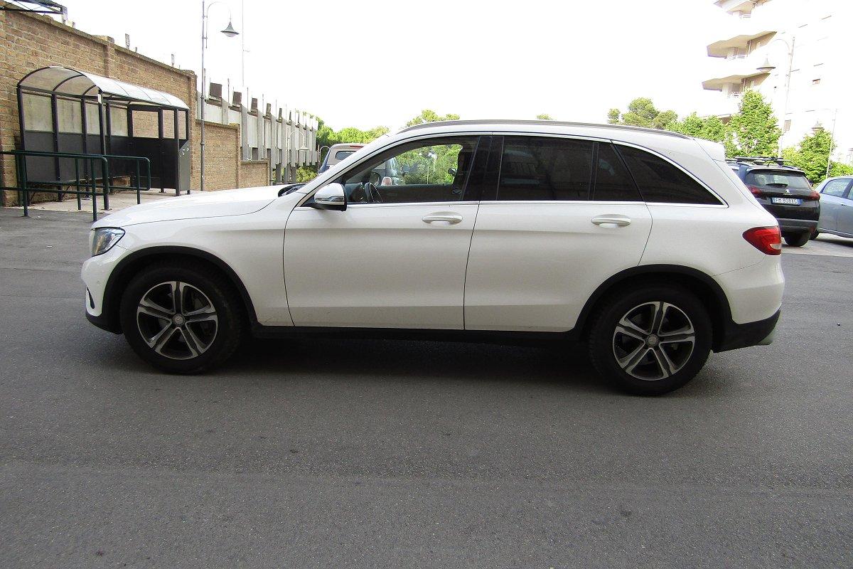 MERCEDES GLC 220 d 4Matic Sport