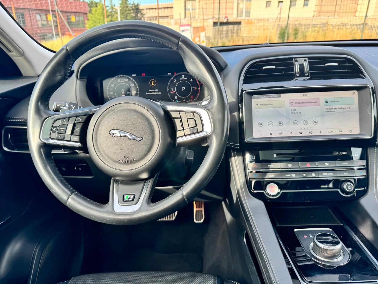 Jaguar F-Pace 2.0 D 180 CV AWD aut. R-Sport