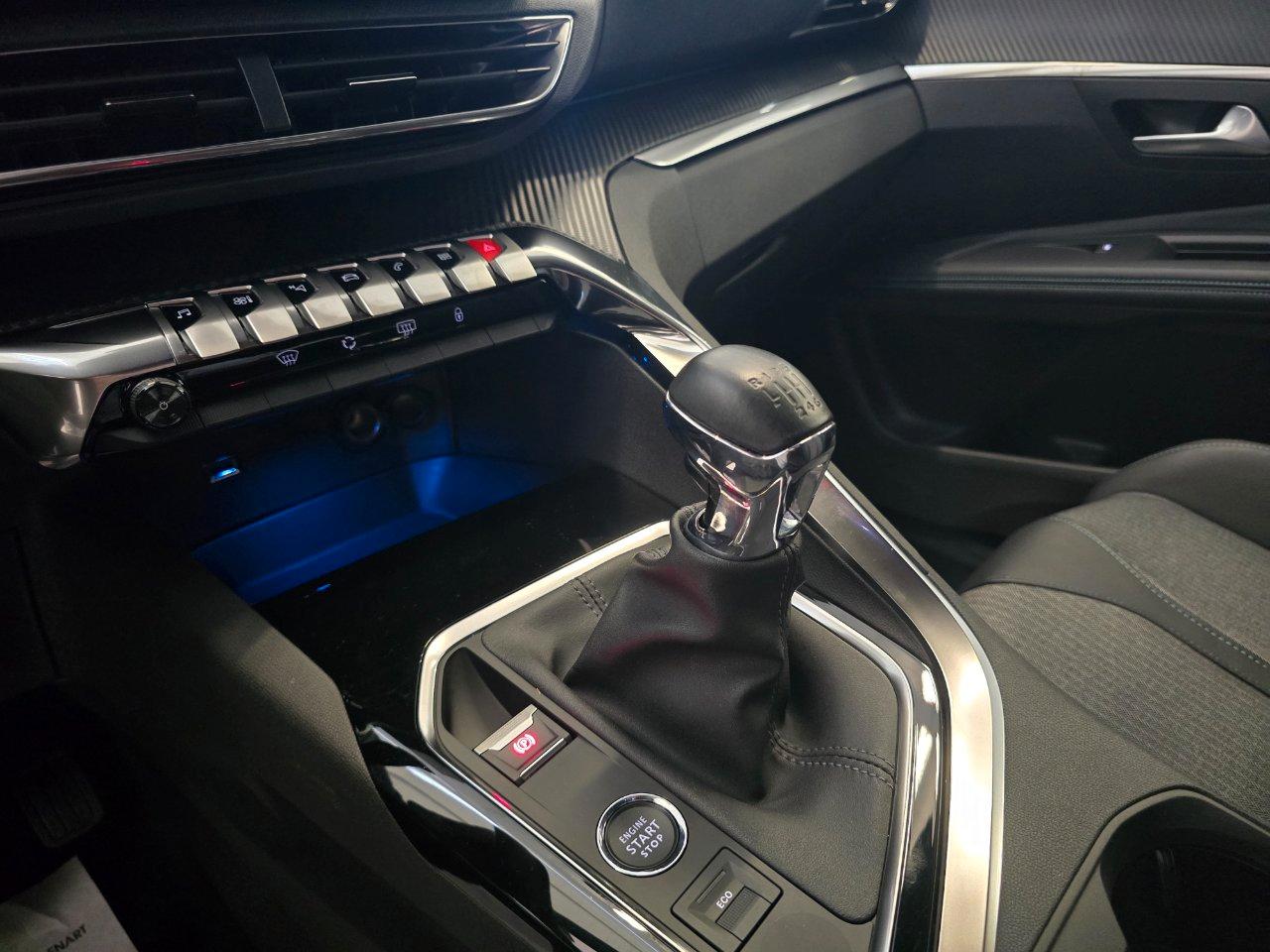 Peugeot 3008 PureTech Turbo 130 S&S Allure Pack