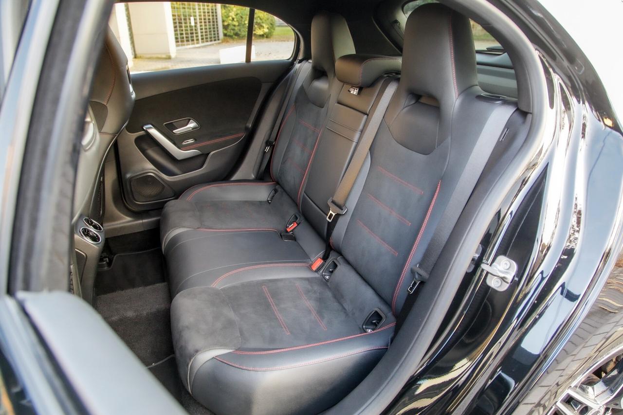 Mercedes-benz A 200 Automatic AMG Line Premium Plus