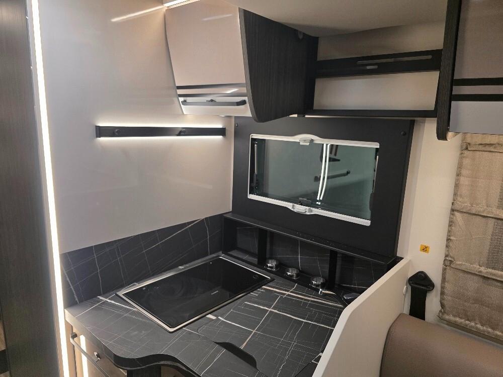 CAMPER MCLOUIS MC4 870