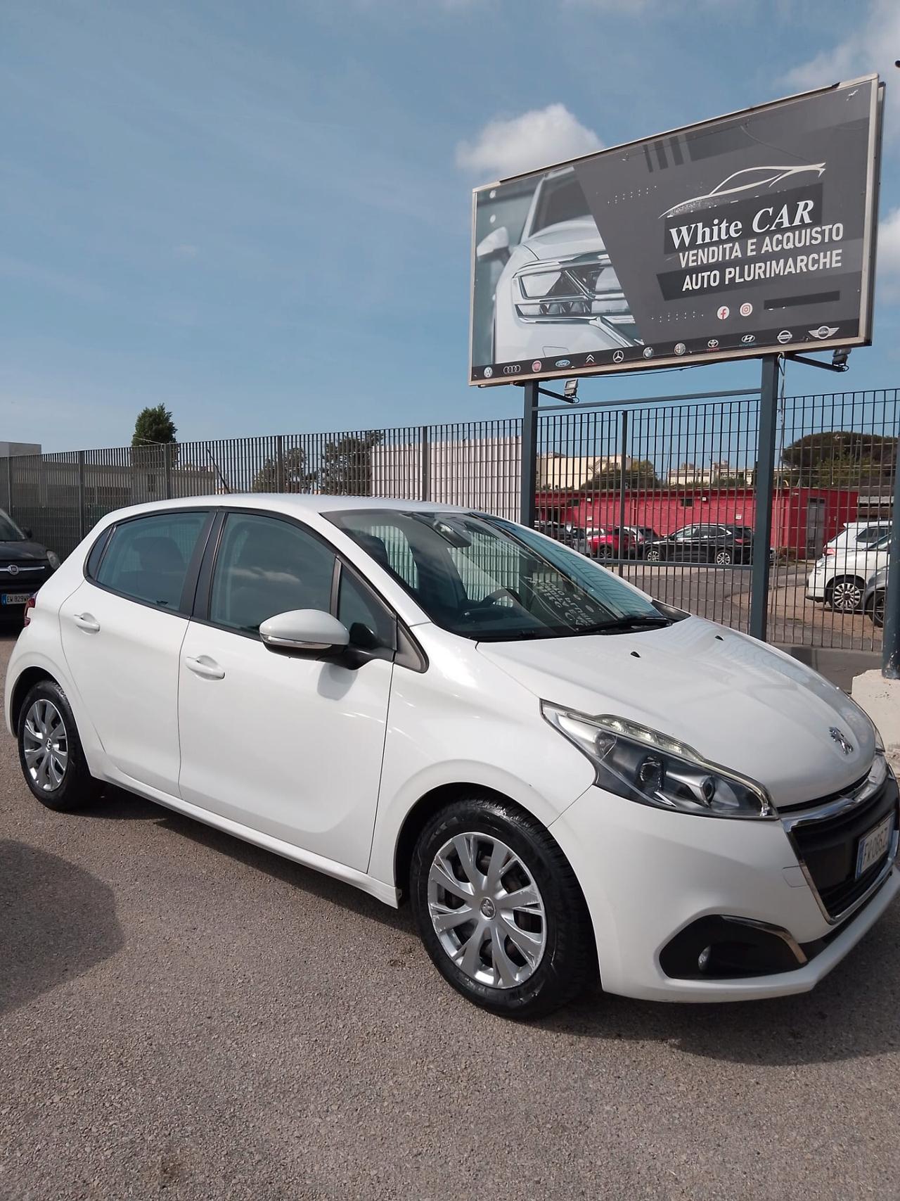 Peugeot 208 BlueHDi 100 5 porte Allure